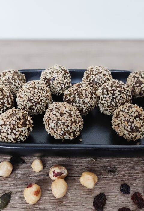4-Ingredient Power Balls